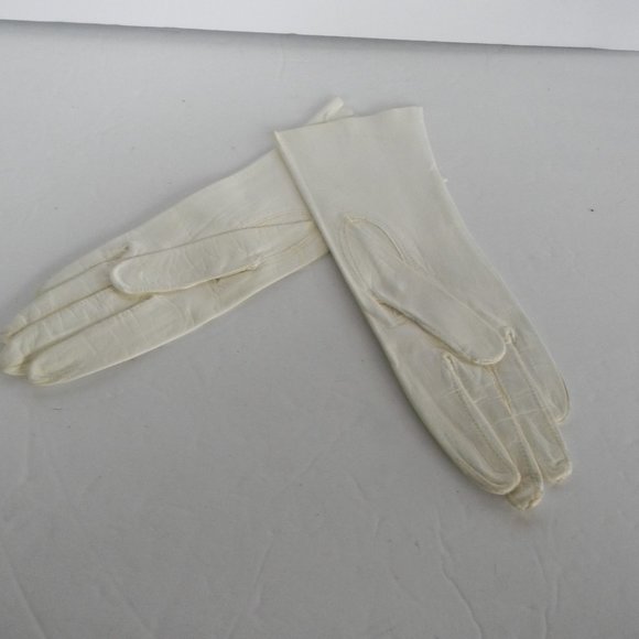 MAX MAYER'S MADE IN ITALY VINTAGE WHITE GENUINE LEATHER WM'S DRESS GLOVES SZ 6 - Picture 2 of 5